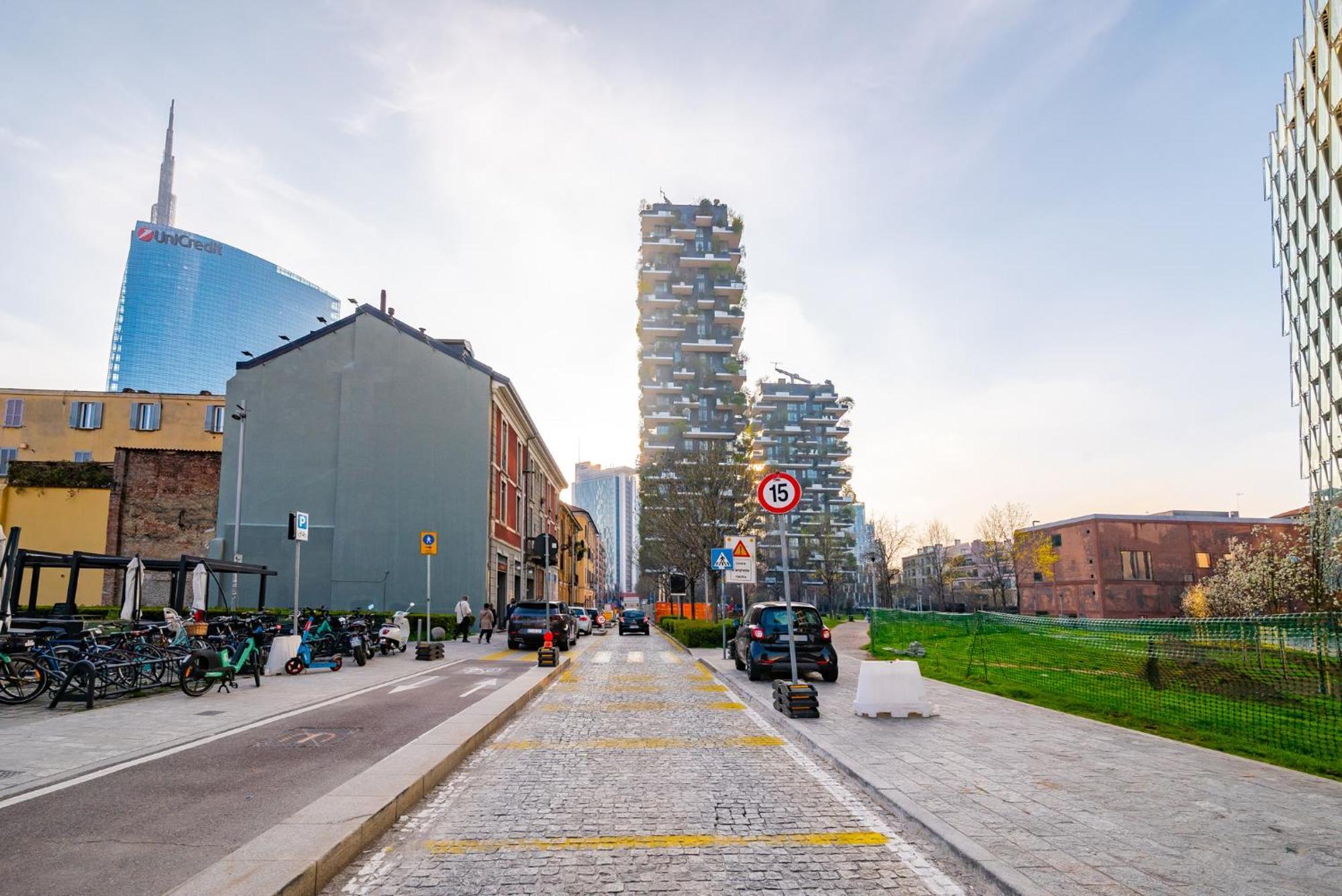 The Skyline Loft - Bosco Verticale Area ミラノ エクステリア 写真